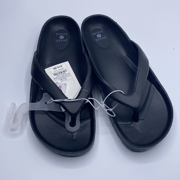 Shade & Shore Traci Footbed Sandals in Black - Picture 4 of 7